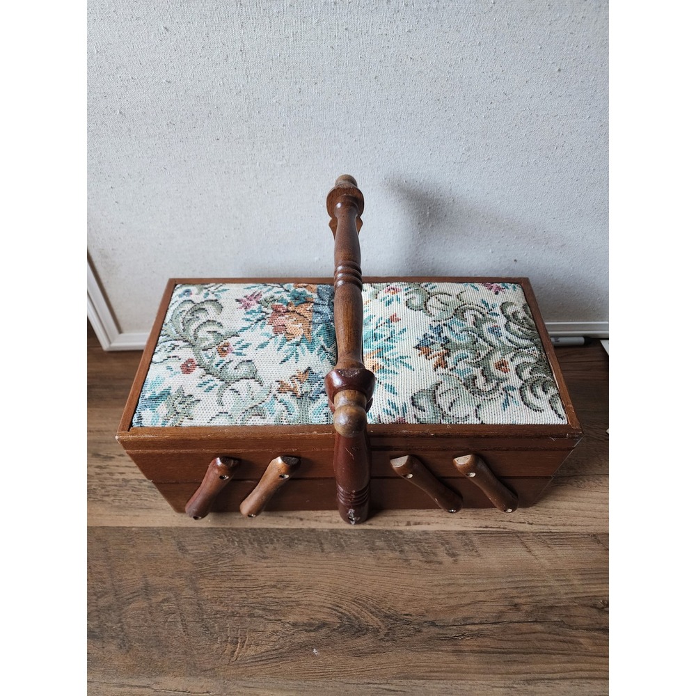 Vintage Sewing Box with Sewing extras